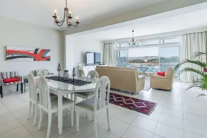 Stunning - Seafront 3-Bedroom 6th Floor - Image 4