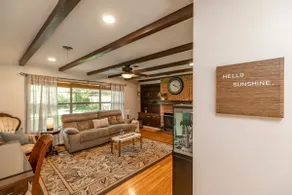 Peaceful botanical 3 bedroom, 2 bath retreat - Image 2