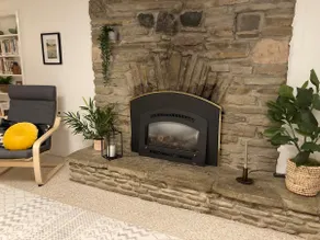 Houghton Brookside Retreat - Image 4