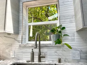 NEW Private, Cozy, Modern 1 bedroom, 1 bath Unit - Image 3