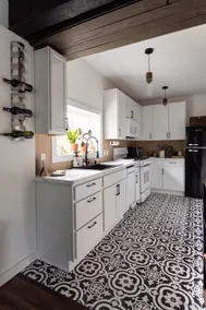 New! Modern and cozy flat! 2 min drive from town! - Image 4