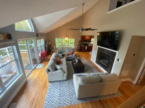 All Season Vacation Lakehouse in the Hudson Valley - Image 3