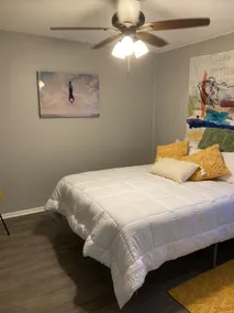 Pet Friendly/Quiet & Cozy Beach Cottage/One Night - Image 2
