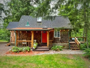 Wild Hearts Cottage-Forest Retreat - Image 2