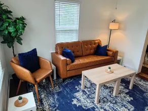 King size bed cozy home downtown - Image 3