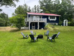 Blue cottage in Port Franks - Image 2