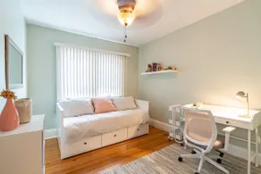 Modern 3 Bedroom Apartment Near SU and Upstate - Image 5