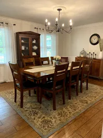 Spacious Comfortable Family Home - Prime Location - Image 5