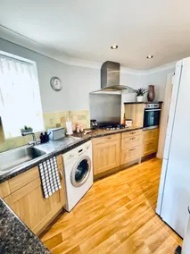Cozy Bicester Village townhouse with garden - Image 3