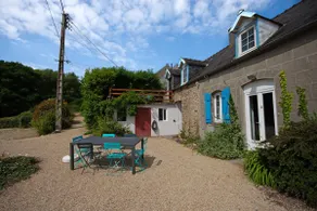 Huelgoat Forest Cottages – Chestnut - Image 2