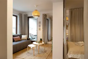 Apartment in the Center, Tenement House Pod 7 - Image 2