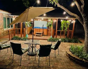 Local Escapes:The AnnieBelle-Relax'n HotTub+Cabana - Image 2