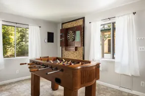 Hot Tub☀️Horse-Boarding🐴Gameroom🎯Cozy King Cottage - Image 3