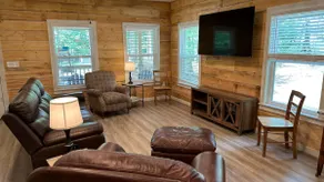 New cabin in Daniel Boone National Forest - Image 5