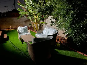 Private Suite with beautiful backyard - Image 2