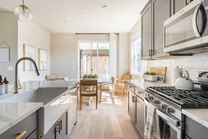 4 Bedroom/5 Bath home, sleeps 10, Thtr Room, w/d - Image 3
