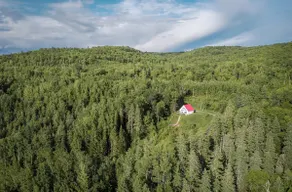 Perfect Getaway at Ô P'tit Loup- Spa and lake view - Image 5