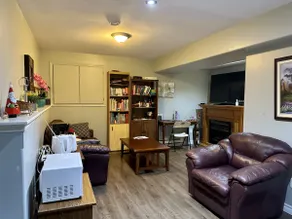 Cozy one bedroom suite, privet bathroom - Image 2