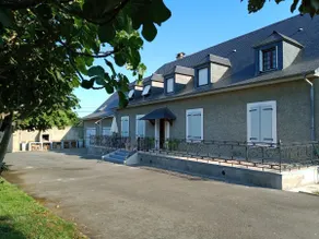 Beautiful and spacious country residence - Image 2
