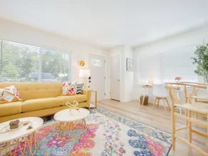 Couples Boho Bungalow close to Beach and Downtown - Image 5
