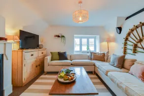 The Nook, Newly Available Relaxed 2 bed, Cotswolds - Image 3
