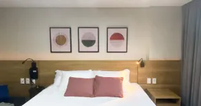 Charming Flat with Comfort and Leisure - Image 4