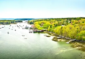 Authentic Maine Harbor 5 Bedroom Home - Image 2