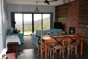 Robyn’s Nest B & B - Image 4