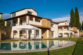 Entire house for couple with exclusive pool - Image 3