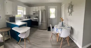 Oceanview Retreat | Sleeps 4 - Image 3