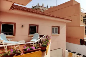 Spacious seaside villa in a quiet area - Image 3