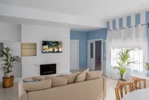 Spacious seaside villa in a quiet area - Image 5
