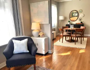 Spacious Oasis Berwyn with Free Parking - Image 3