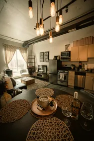 FREE Parking UnderG/Heated, 2 FullBeds, 1Room Loft - Image 3