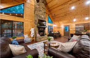 Close to All~Mini Golf~Fire-Pit~Swing Set~Hot Tub - Image 2