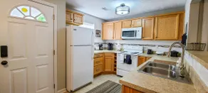 Immaculate Private Home / Deer & Ample Parking - Image 5