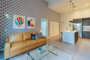 Modern Art Loft: Gem Show Haven Wow - Image 3