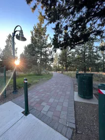 Sound Smith Guesthouse 2\2 - Park Setting - Image 5