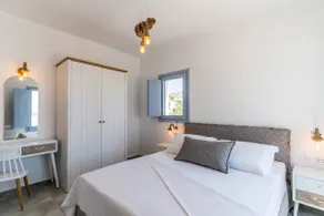 Sea View Suite with Private Hot tub - Image 3