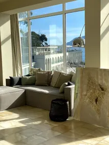 Views on Views-Stylish Penthouse, Sea & Lake view - Image 4