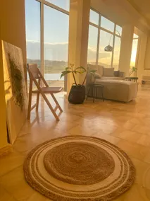 Views on Views-Stylish Penthouse, Sea & Lake view - Image 3