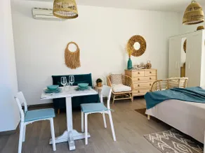 Beach apartment with sea view - Image 5