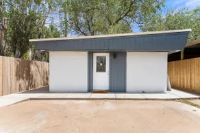 Mod-Pod Retro Studio | Near TTU | 1BR/1BATH - Image 2