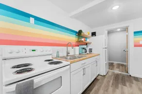 Mod-Pod Retro Studio | Near TTU | 1BR/1BATH - Image 3