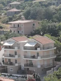 Manentis Apartments 3 - Image 4