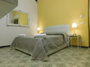 Villa with Garden B&B Mini Apartment Suite - Image 2