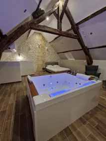 Suite Chalet avec jacuzzi YaoSpa60 - Image 2