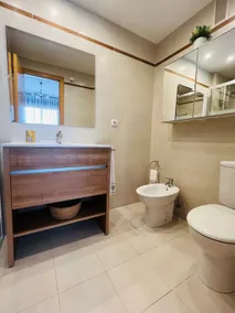 Family apartment with 2 parking spaces - Image 5