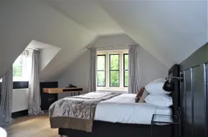 Cosy year-round luxury in prime Cotswold location - Image 3