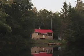 Lac Leslie Family Cottage -WiFi & water toys - Image 3